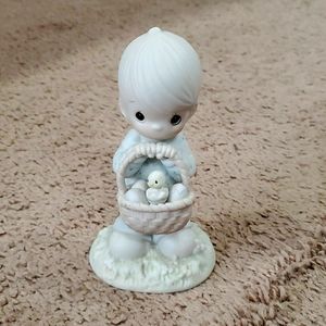 Precious Moments "Basket full of blessings"